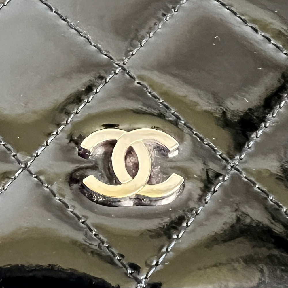 Chanel Classic Long Flap Wallet in Black Quilted Patent Leather - Picture 12 of 15